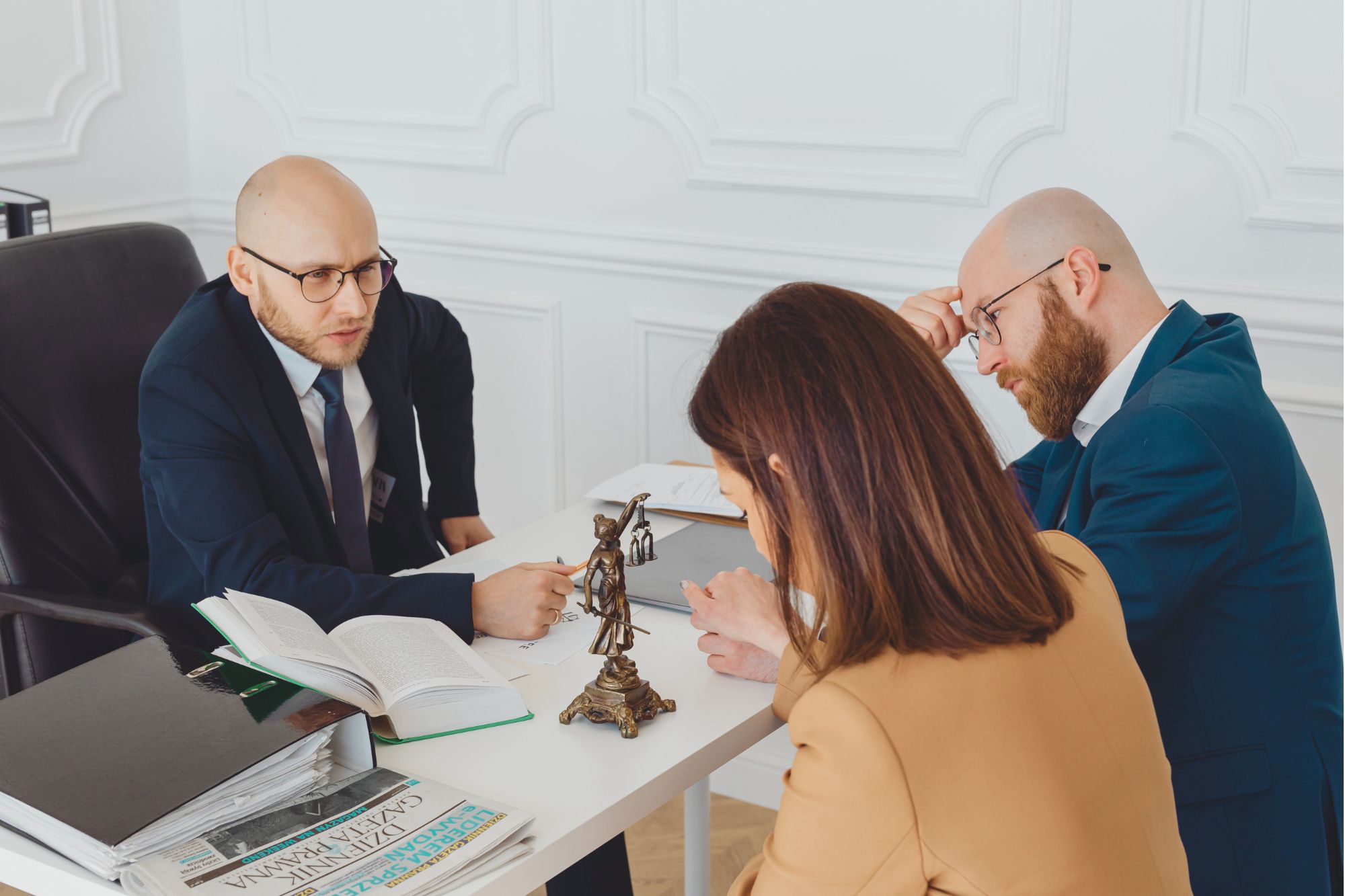 Finding the Right E2 Visa Lawyer Near You: A Clear Path to a Successful Investor Visa